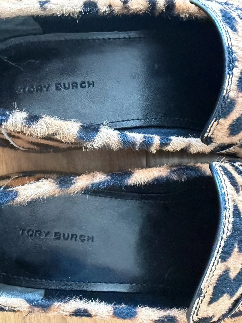 Tory Burch NWT Classic Lug Loafers Leopard Calf Hair Shoes 9